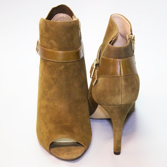 Marc Fisher Leather Booties - Picture 2 of 3